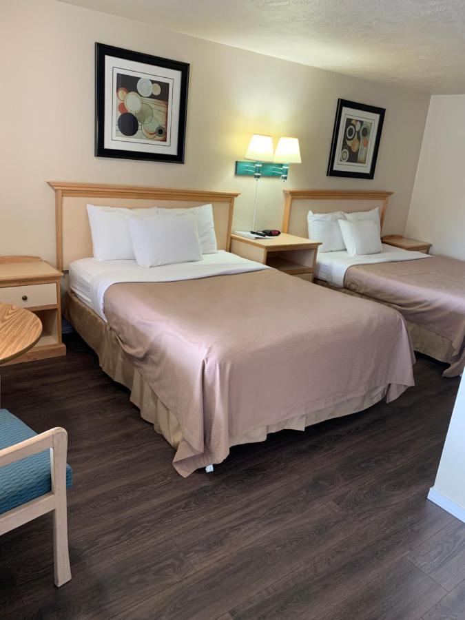 Economy Motel *
