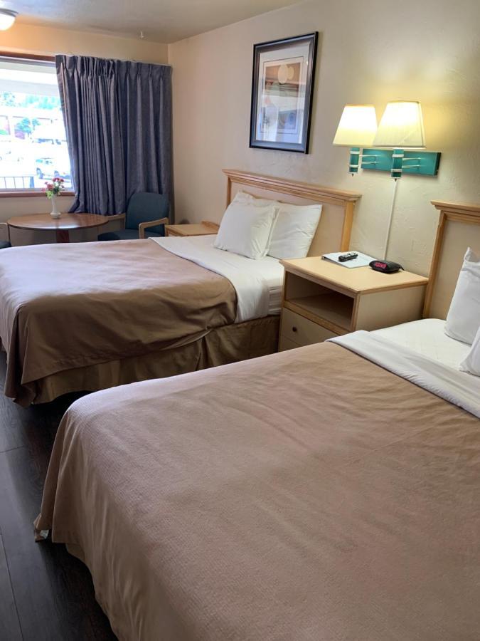 Economy Reedsport