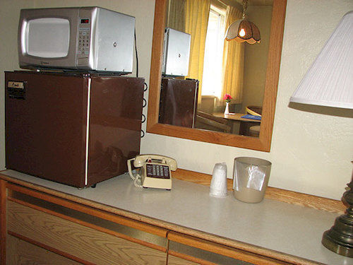 Economy Motel