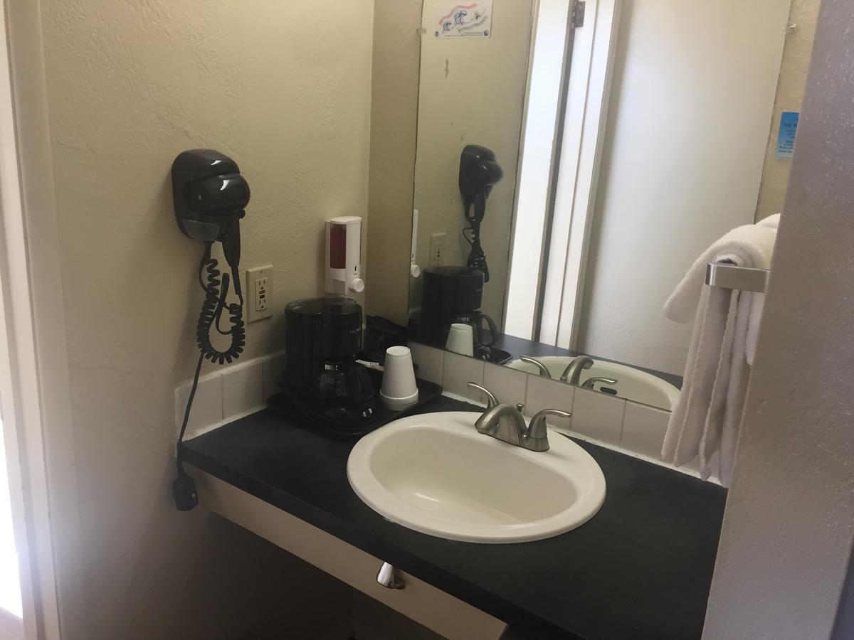 Economy Motel Reedsport